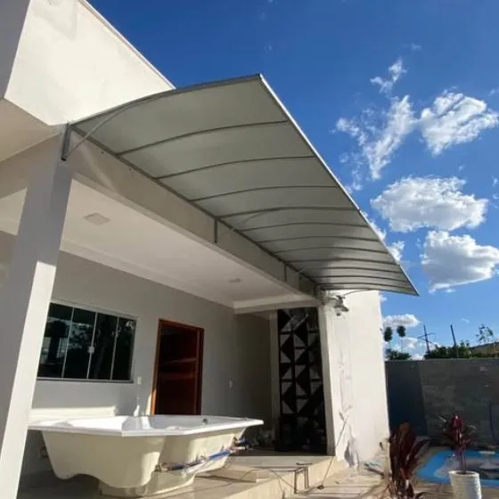 Toldo Fixo de Lona PVC em Valinhos SP — Instalação em garagem residencial