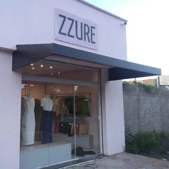 Toldo Fixo de Lona PVC em Valinhos SP — Instalação em fachada comercial