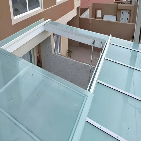 Cobertura Retrátil Policarbonato/Telha/Vidro - Toldos em Valinhos